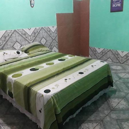 Alojamiento Picaflor Iguazu Hostel Πουέρτο Ιγκουασού Εξωτερικό φωτογραφία