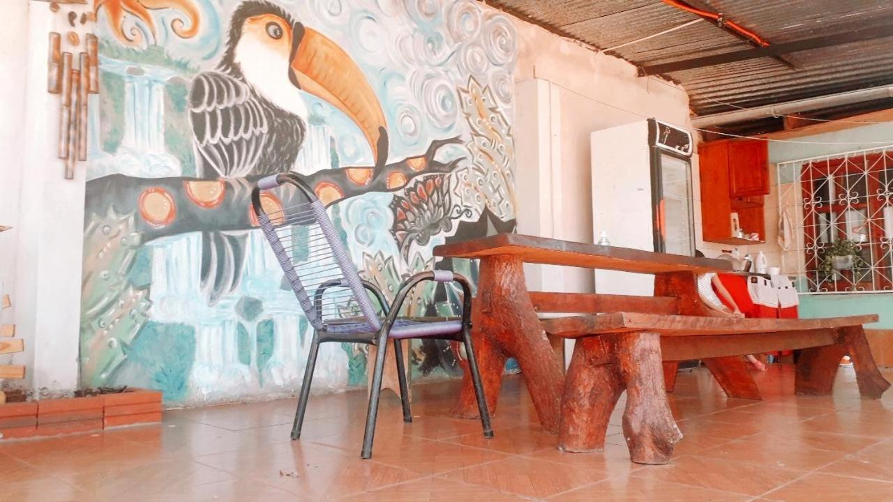 Alojamiento Picaflor Iguazu Hostel Πουέρτο Ιγκουασού Εξωτερικό φωτογραφία