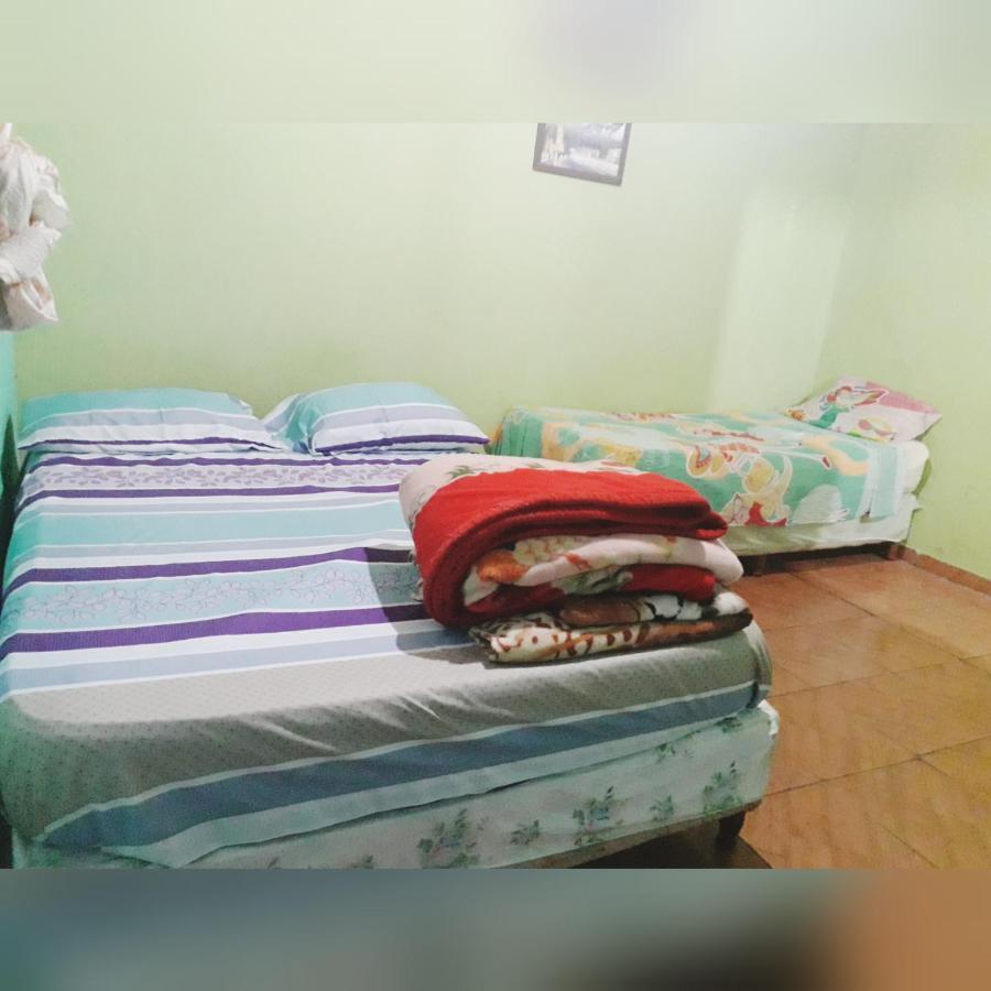 Alojamiento Picaflor Iguazu Hostel Πουέρτο Ιγκουασού Εξωτερικό φωτογραφία