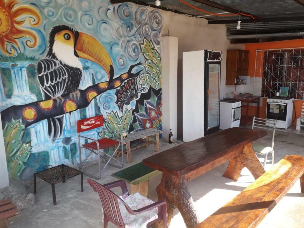Alojamiento Picaflor Iguazu Hostel Πουέρτο Ιγκουασού Εξωτερικό φωτογραφία